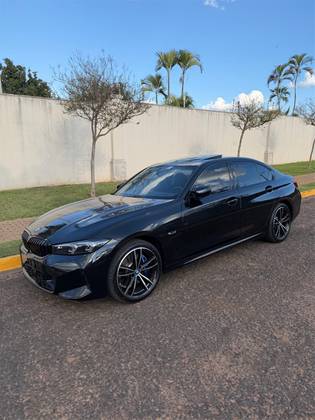 BMW 330e 2.0 16V TURBO HÍBRIDO M SPORT AUTOMÁTICO BMW 330e 2.0 16V TURBO HÍBRIDO M SPORT AUTOMÁTICO